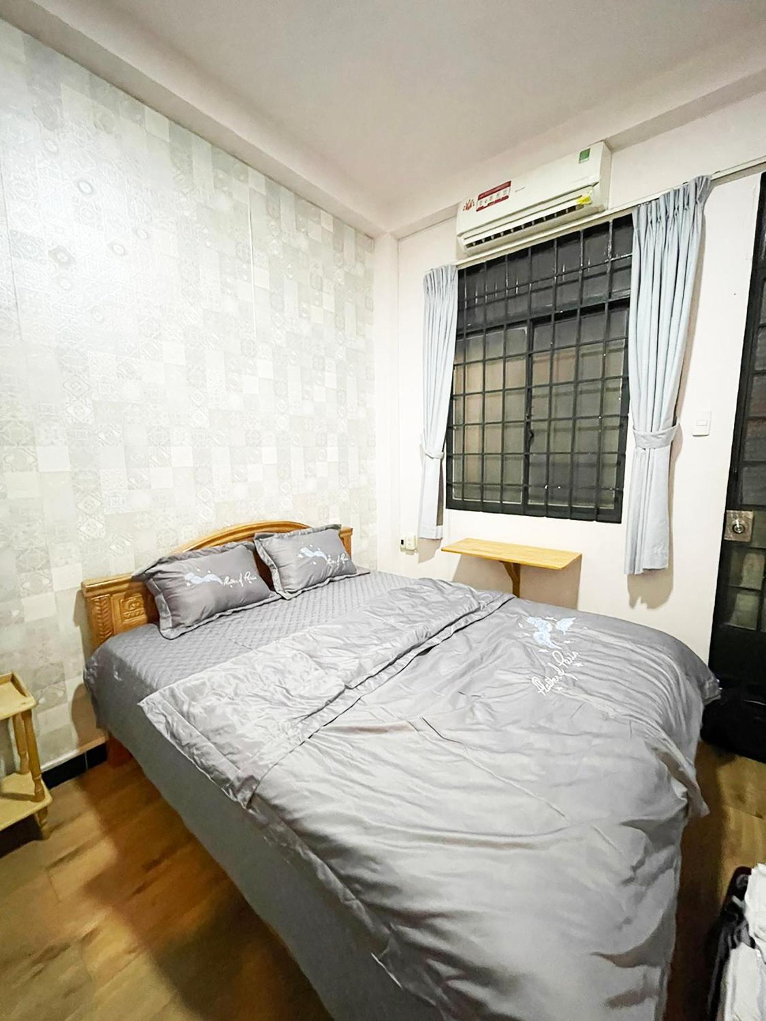 Ductaigallery's Apt. Double In Bui Vien St